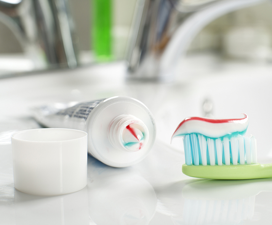 选择哪种牙膏更好？